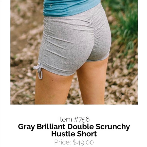 ZYIA Pants - Grey Brilliant Double Scrunchy Hustle Short